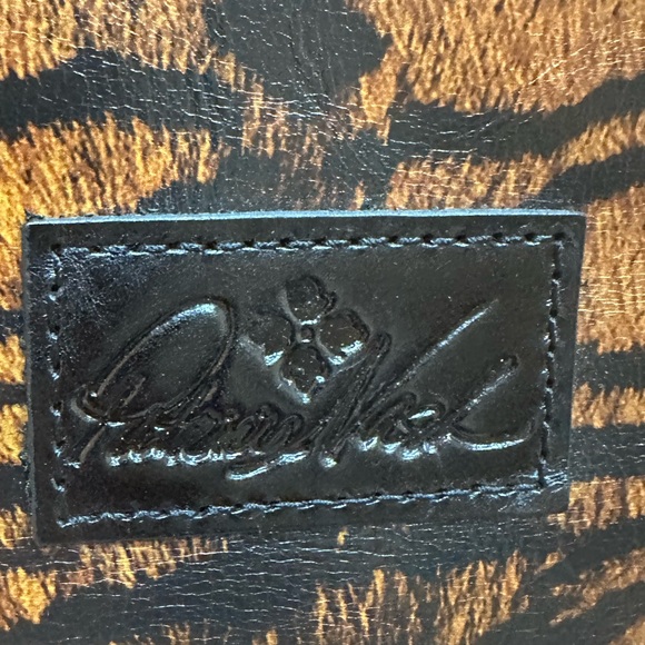 Patricia Nash Tiger Print Tote NWT - Picture 16 of 16